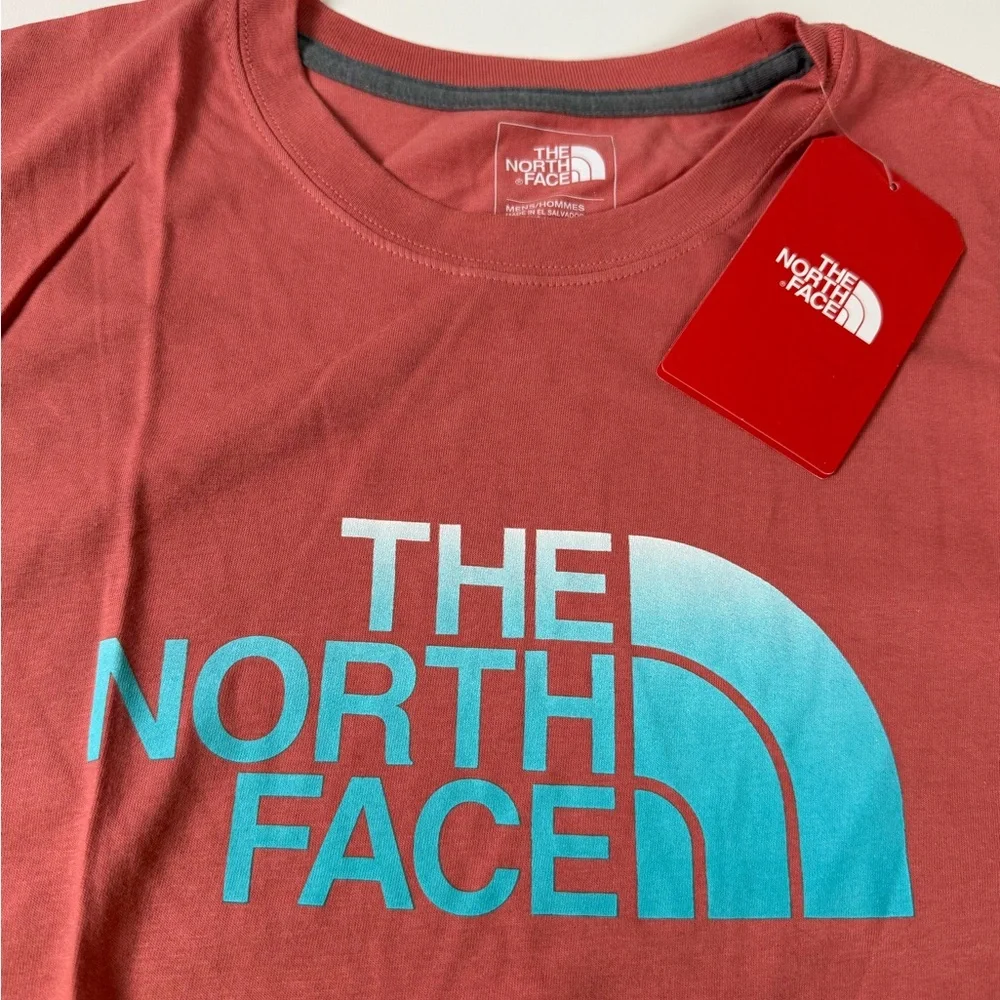 The North Face Standard Fit T-Shirt Bundle of 2 New NWT Graphic Tees - Picture 8 of 10